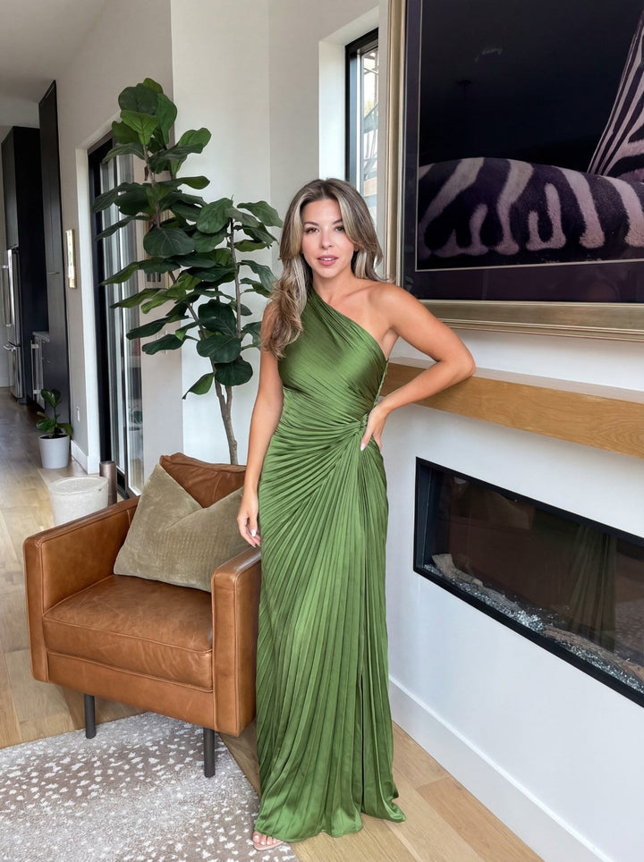 Asymmetrisches One-Shoulder-Kleid mit Plissee-Struktur