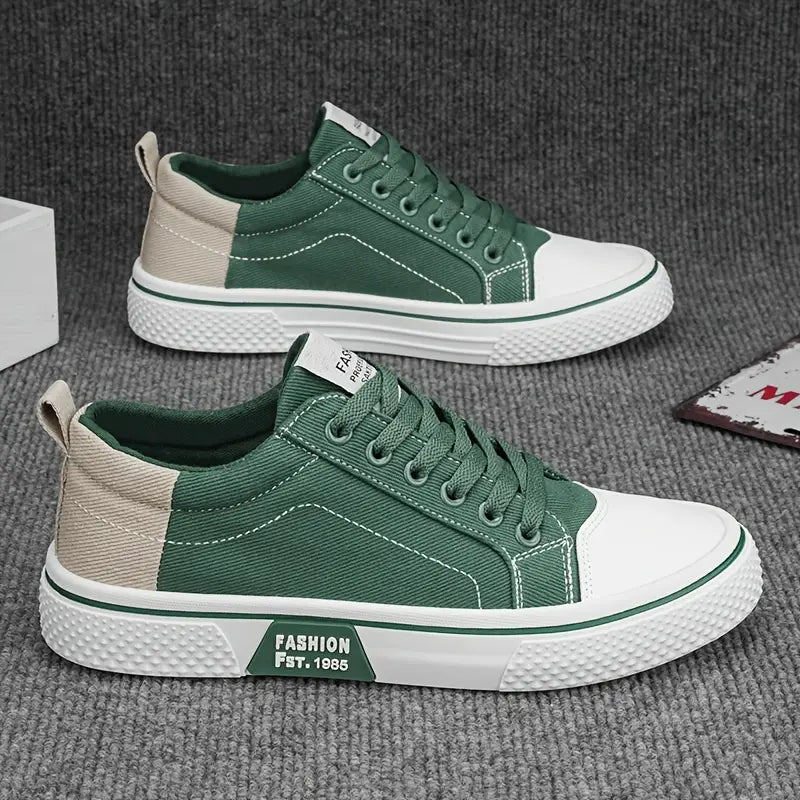 Klassischer Canvas-Sneaker mit Zehenkappe in Sand