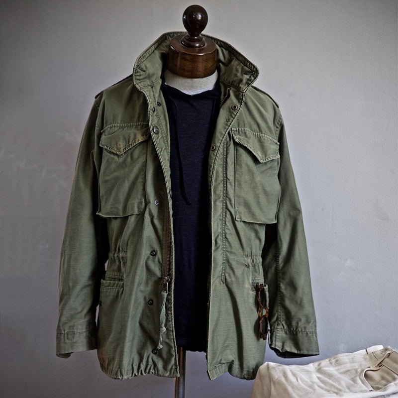 Klassische 4-Pocket-Feldjacke in dunklem Oliv