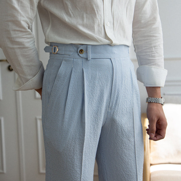 Sartoriale Sommerhose mit Bundfalten in Hellblau