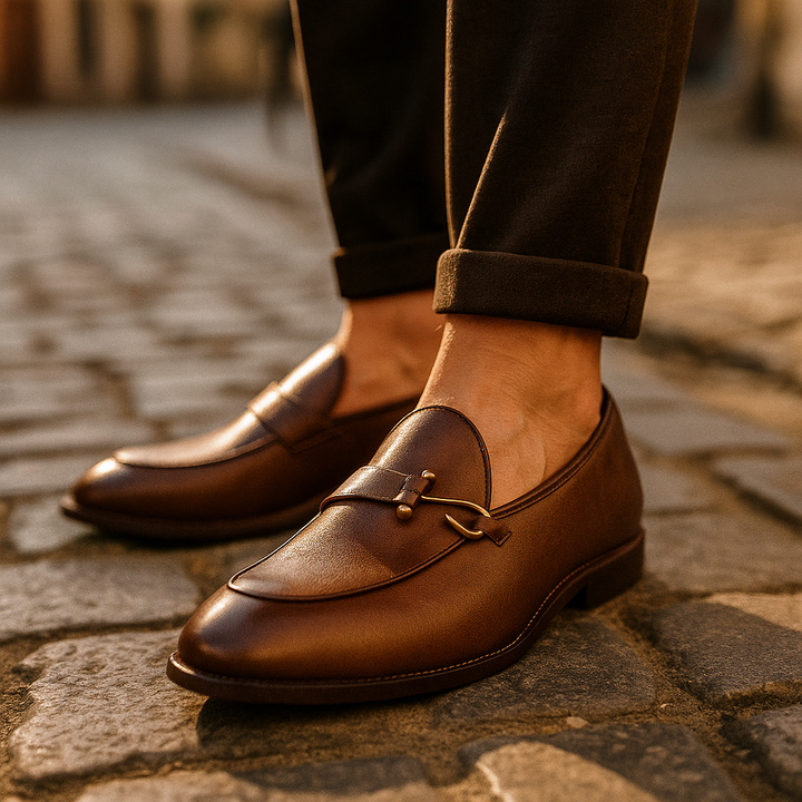 Klassischer Leder-Loafer mit edlem Metalldetail