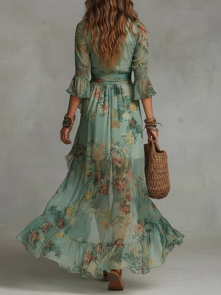 Boho-Maxikleid aus Chiffon in Salbeigrün mit Blumenmuster