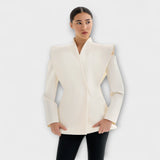 Valeria – Skulpturaler Schulterblazer