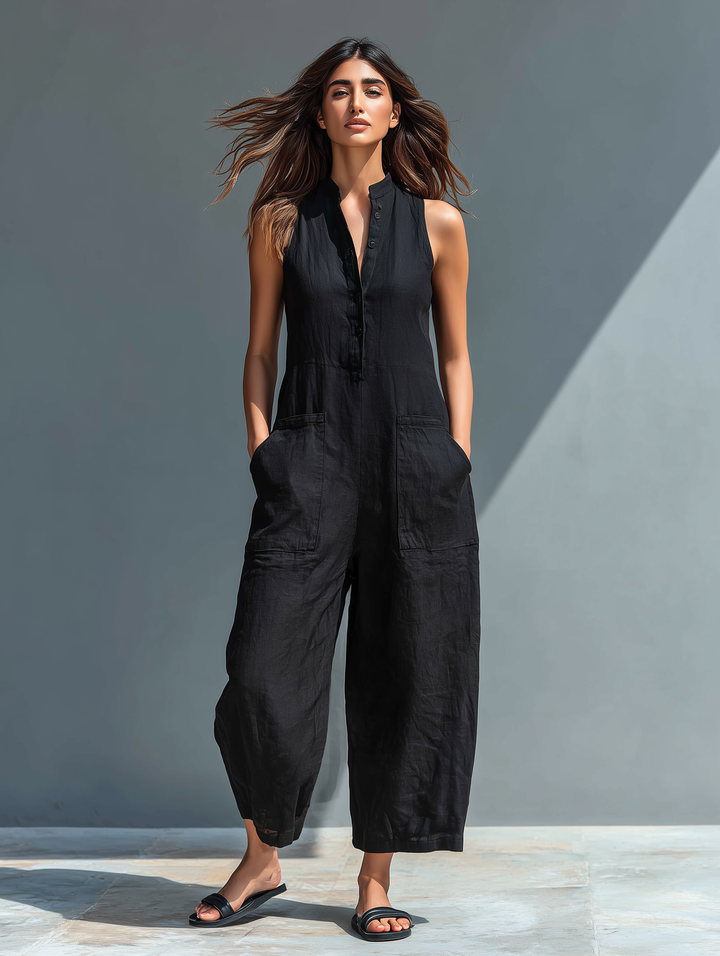 Schwarzer Jumpsuit mit Stehkragen
