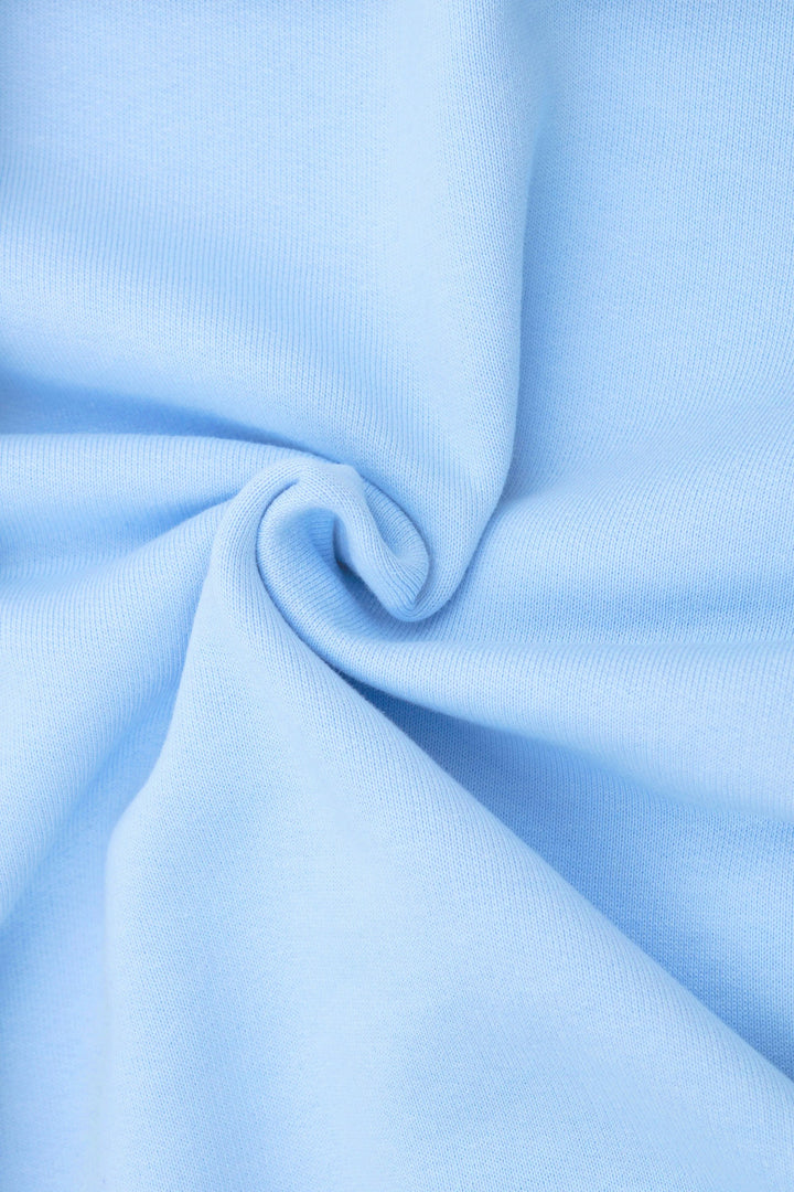 Premium Minimalistischer Hoodie in Hellblau