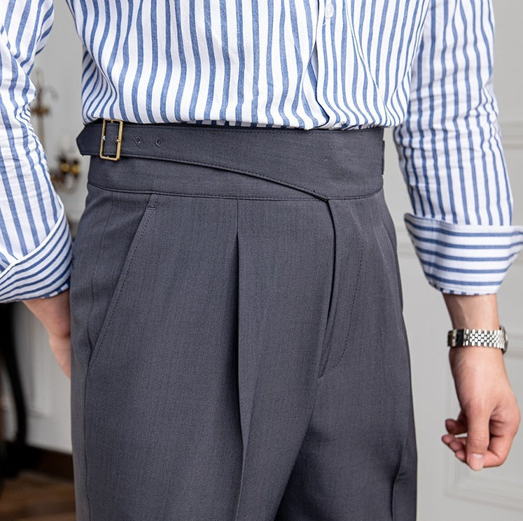 Sartoriale High-Waist Bundfaltenhose in Grau