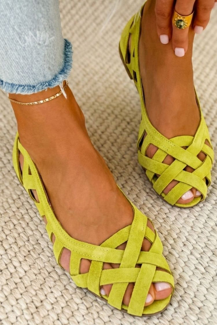 Geflochtene Peep-Toe Sandalen in Taupe
