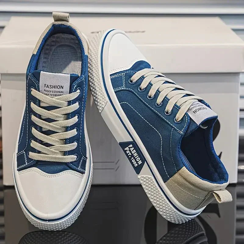 Klassischer Canvas-Sneaker mit Zehenkappe in Sand