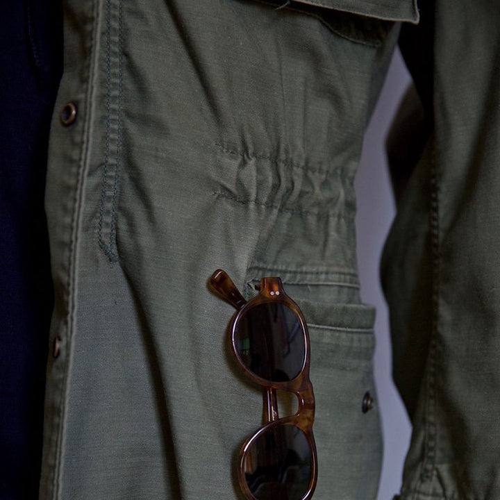 Klassische 4-Pocket-Feldjacke in dunklem Oliv