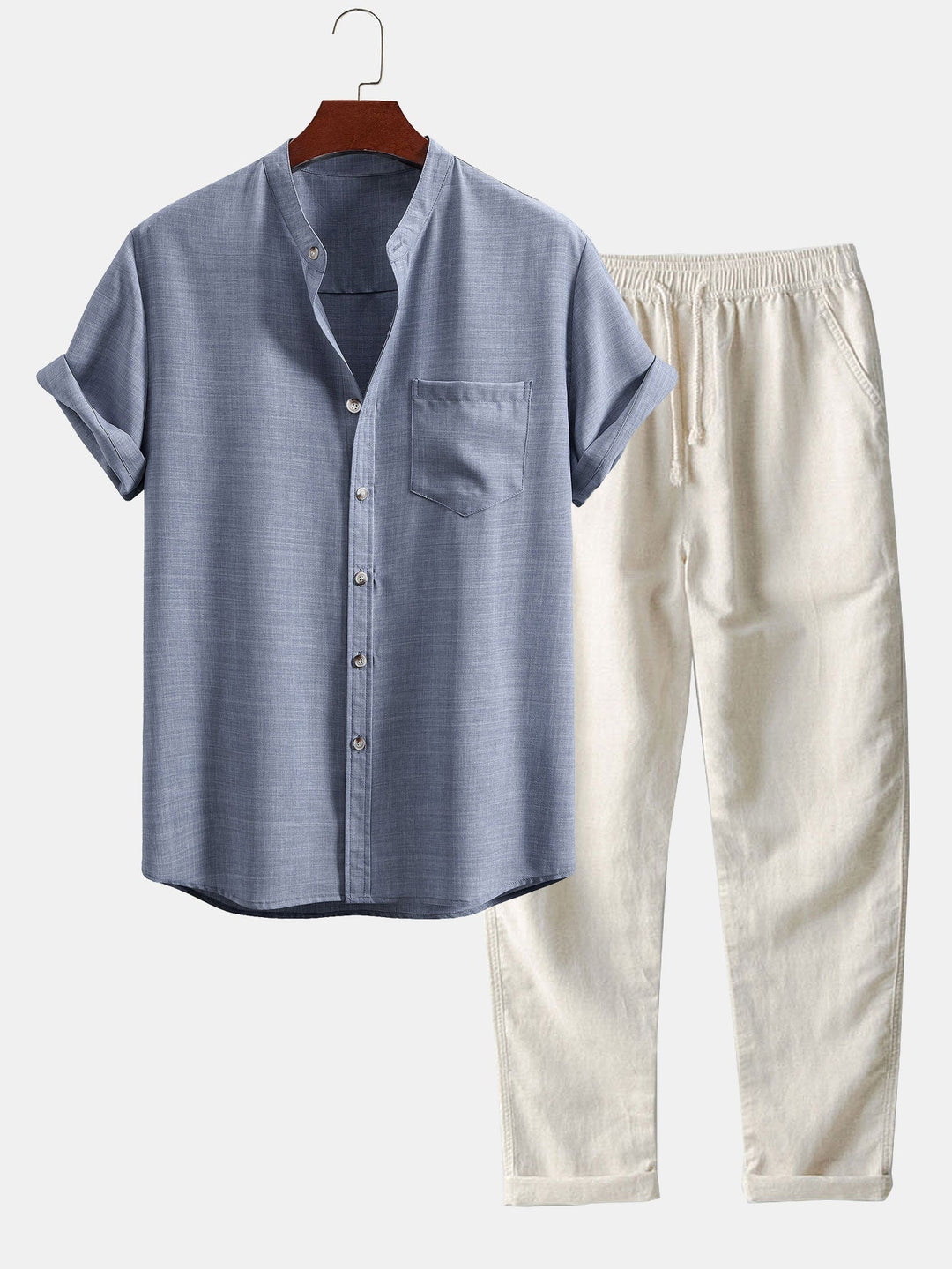Zweiteiliges Sommer-Set: Stehkragenhemd & Helle Hose