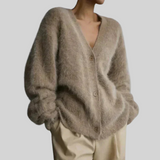 Mechthild – Flauschige Strickjacke