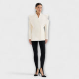 Valeria – Skulpturaler Schulterblazer