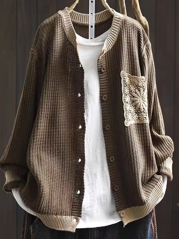 Pia – Strickjacke mit Häkeltasche