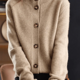 Edith – Strickjacke mit Stehkragen