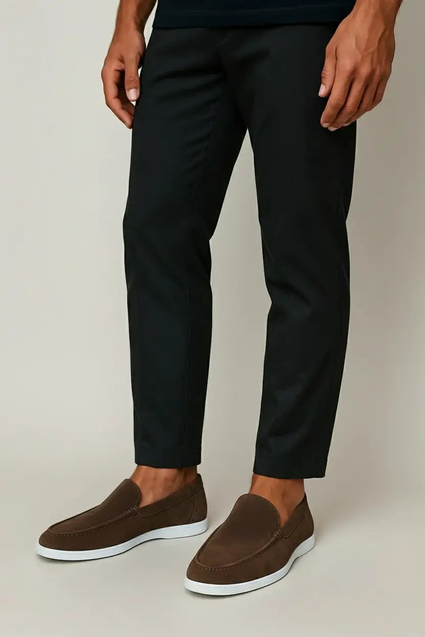 Elegante Herren-Loafer aus Wildleder in Taupe