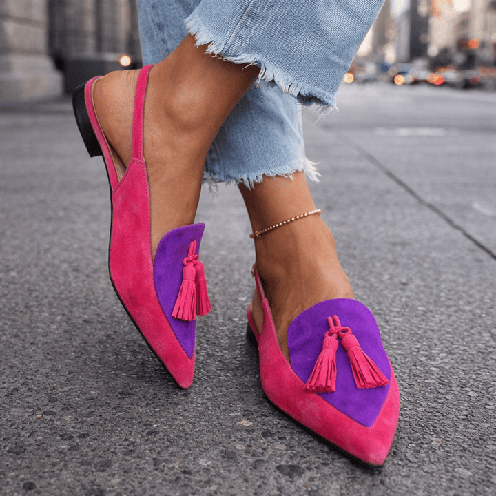 Zweifarbige Slingback-Loafer mit Quasten in Pink und Grün