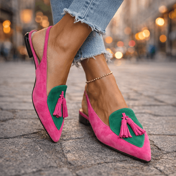 Zweifarbige Slingback-Loafer mit Quasten in Pink und Grün