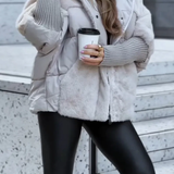 Karla – Bomberjacke mit Kapuze