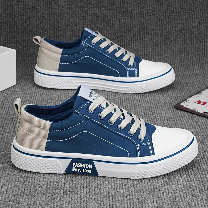 Klassischer Canvas-Sneaker mit Zehenkappe in Sand