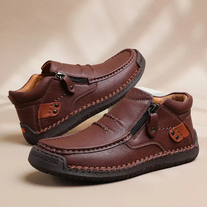 Robuster Casual-Slipper mit Seitenreißverschluss
