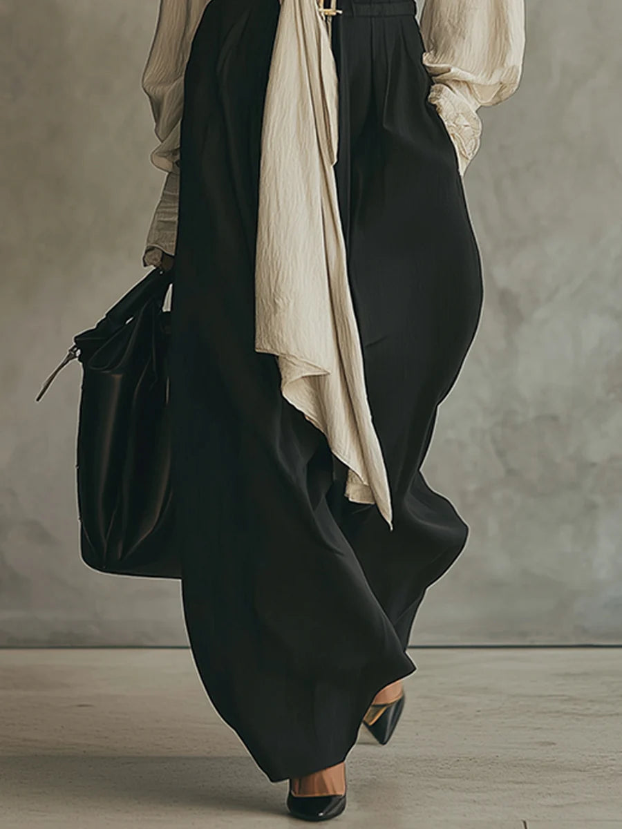Zweifarbiges Set mit Wickelbluse und Palazzo-Hose