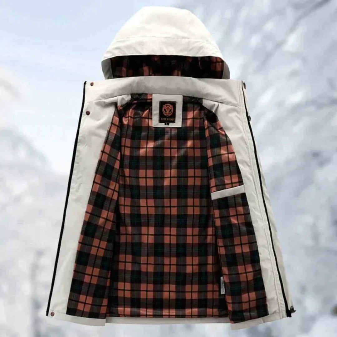 Weiße Kapuzenjacke mit schwarzen Kontrasten und Print