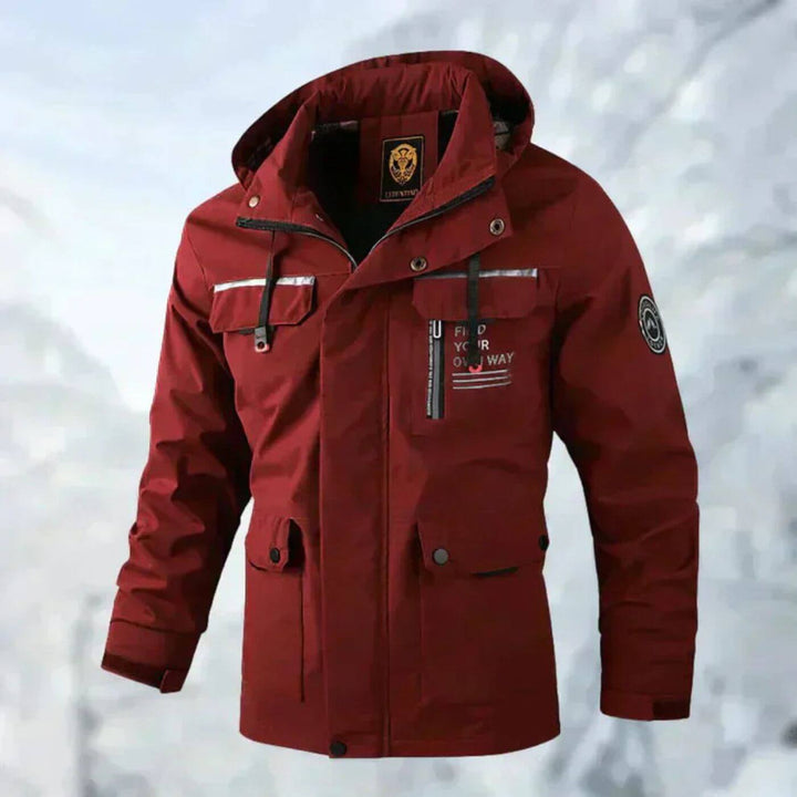 Weiße Kapuzenjacke mit schwarzen Kontrasten und Print
