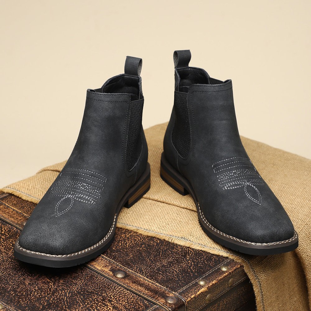 Eleganter Wildleder-Stiefel im Western-Stil