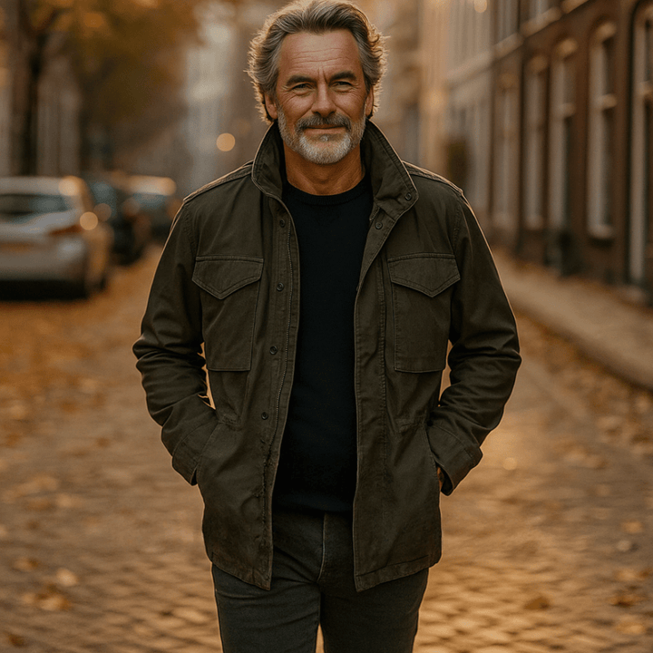 Klassische 4-Pocket-Feldjacke in dunklem Oliv