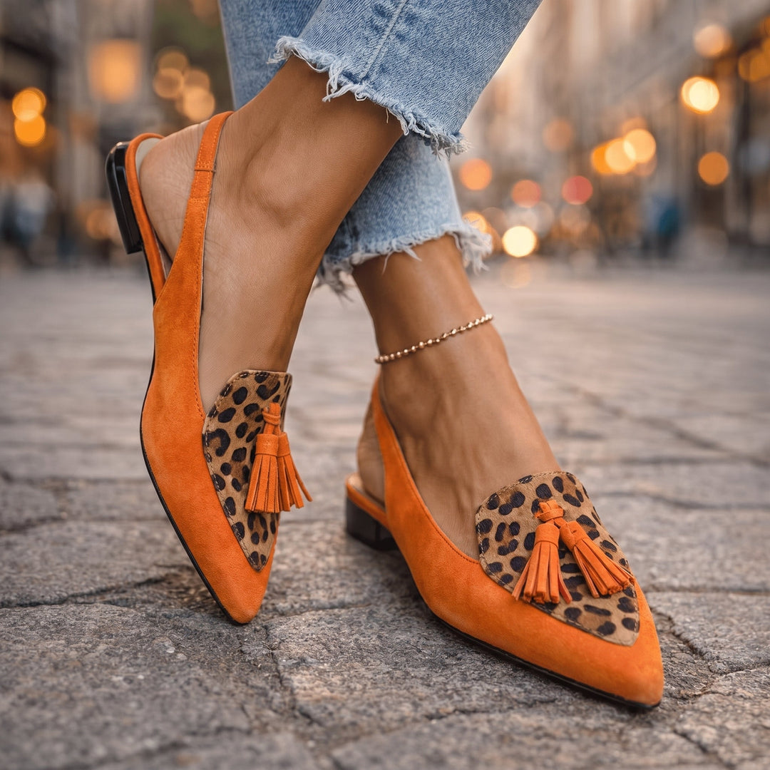 Zweifarbige Slingback-Loafer mit Quasten in Pink und Grün