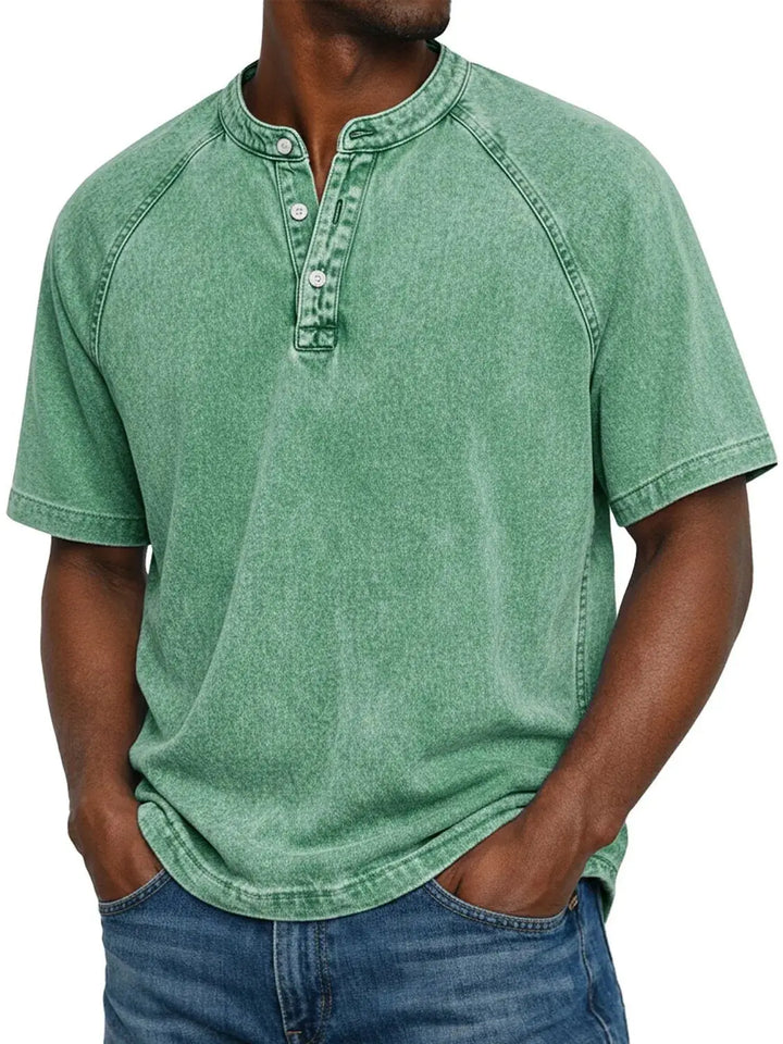 Dunkelgraues Kurzarm-Shirt mit Henley-Ausschnitt und Raglanärmeln