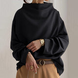 Herta – Oversize-Shirt mit Trichterkragen