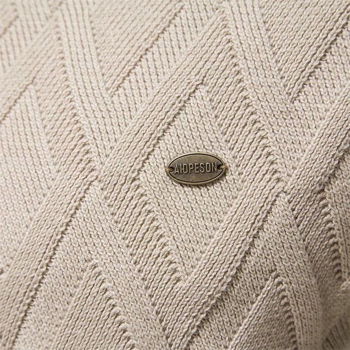 Schwarzer Rundhals-Pullover mit Rautenstruktur