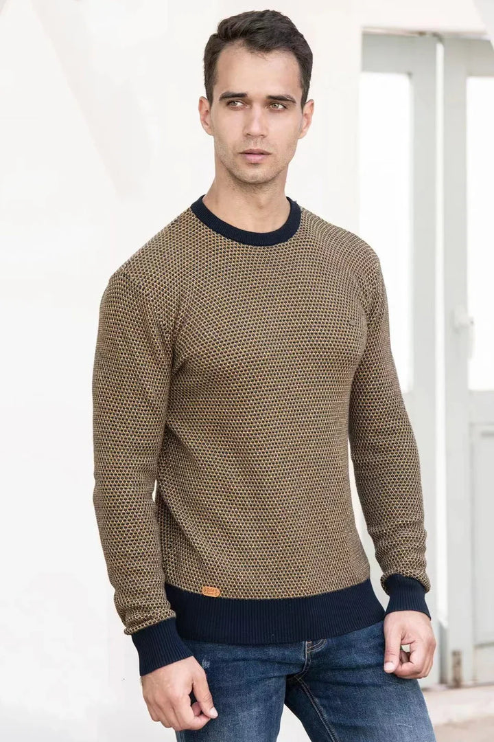 Zweifarbiger Wabenstrick-Pullover mit Kontrastbündchen