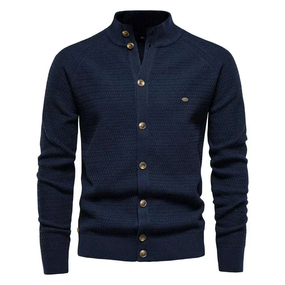 Olivgrüner Stehkragen-Cardigan mit feiner Struktur