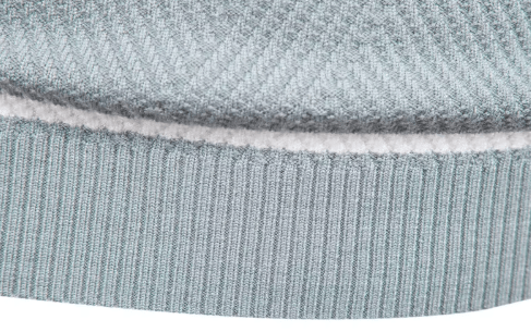 Blau-weißer Colorblock-Pullover mit Strukturmuster