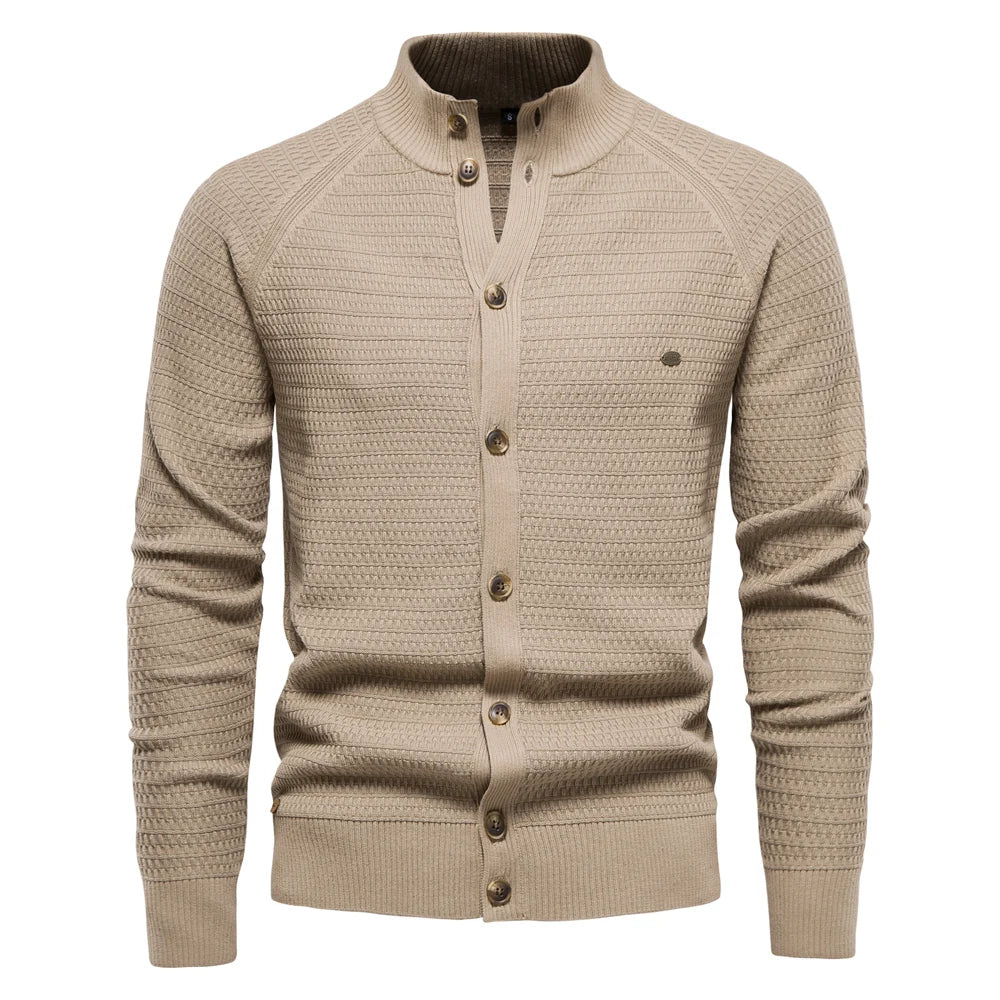 Olivgrüner Stehkragen-Cardigan mit feiner Struktur