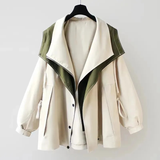 Lilian - Lässige Jacke mit XL-Kragen