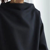 Herta – Oversize-Shirt mit Trichterkragen