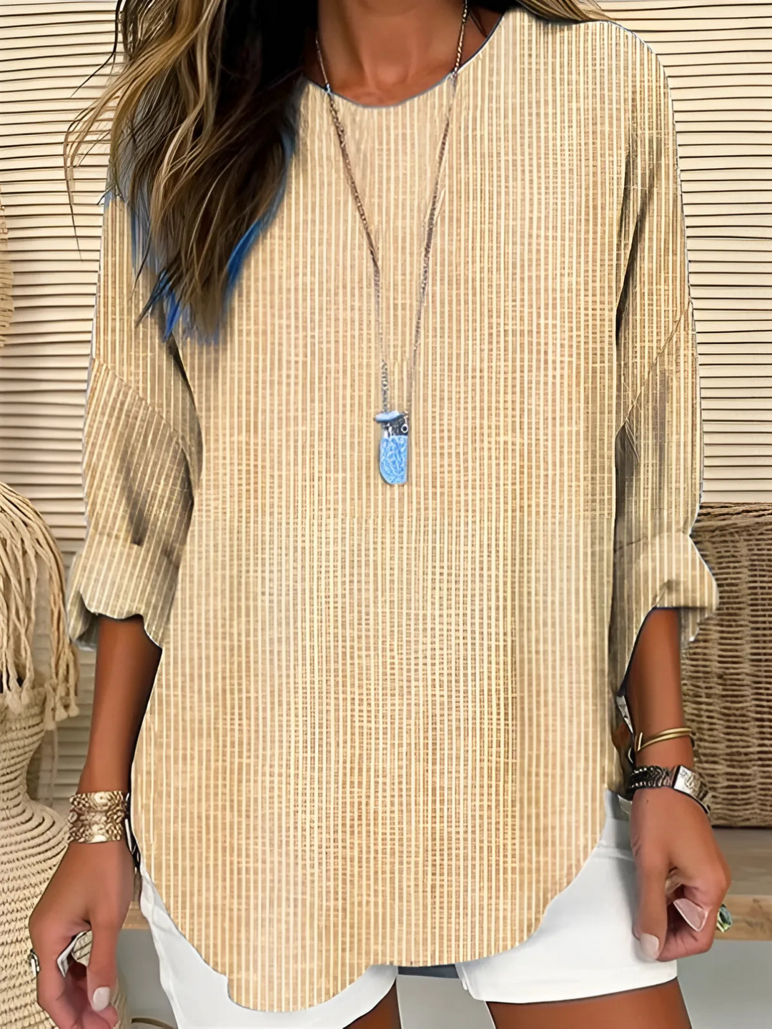 Hellblau gestreifte Damen-Bluse im Oversize-Schnitt