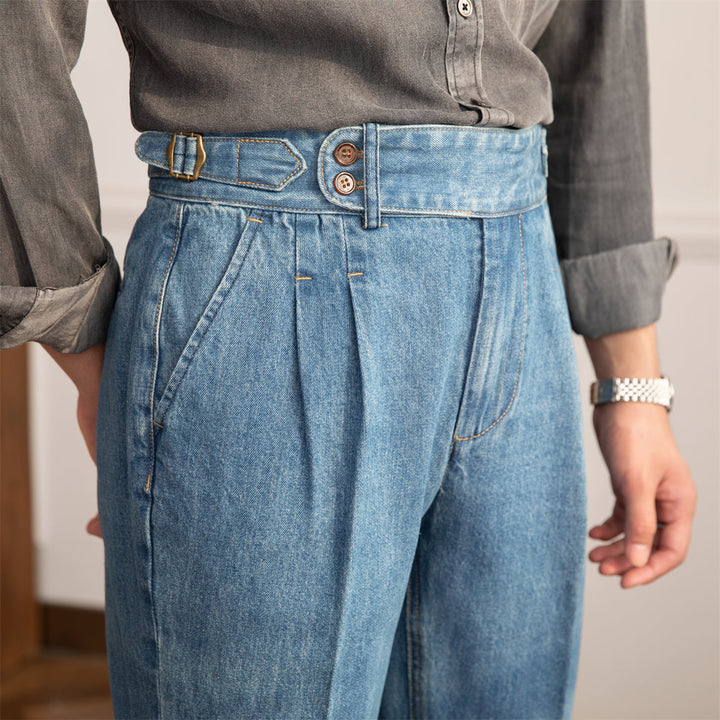 Sartoriale High-Waist Jeans mit Bundfalten in Blau