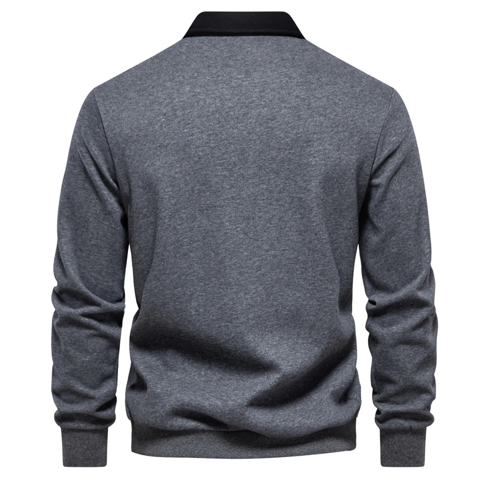 Dunkelblaues Langarm-Poloshirt mit weißem Kontrastkragen