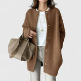Thalienne – Flauschige Strickjacke