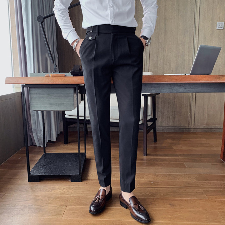 Sartoriale High-Waist Anzughose in Schwarz