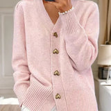 Monika – Strickjacke mit Herzknöpfen