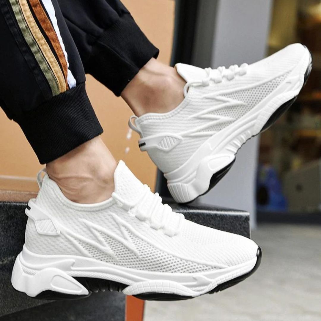 Chunky Urban-Sneaker mit Mesh-Details in Weiß