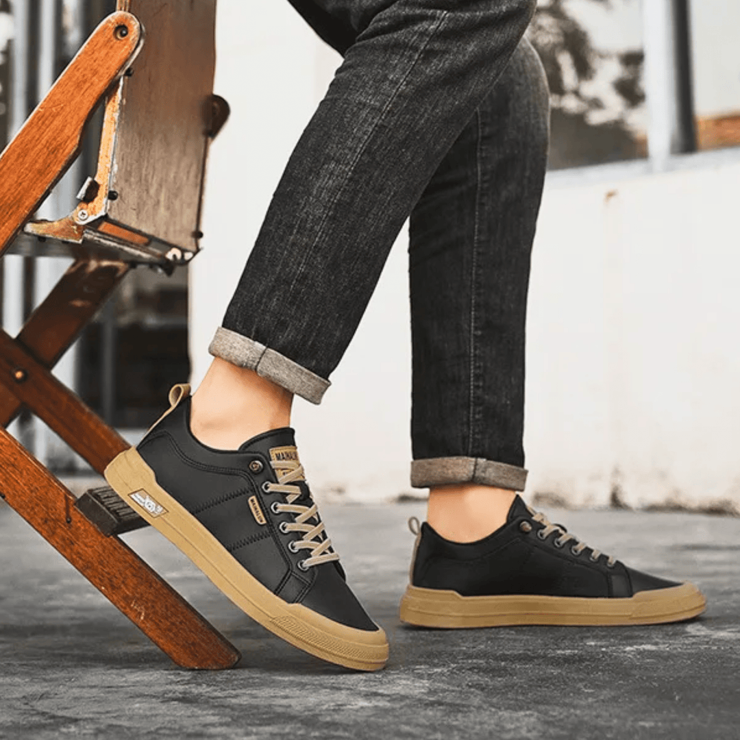 Cleaner Casual-Sneaker mit Camel-Akzenten
