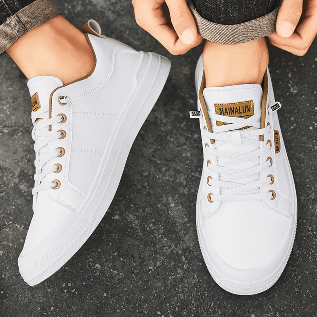 Cleaner Casual-Sneaker mit Camel-Akzenten