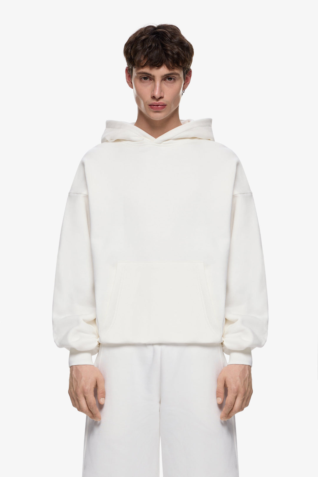 Premium Minimalistischer Hoodie in Off-White