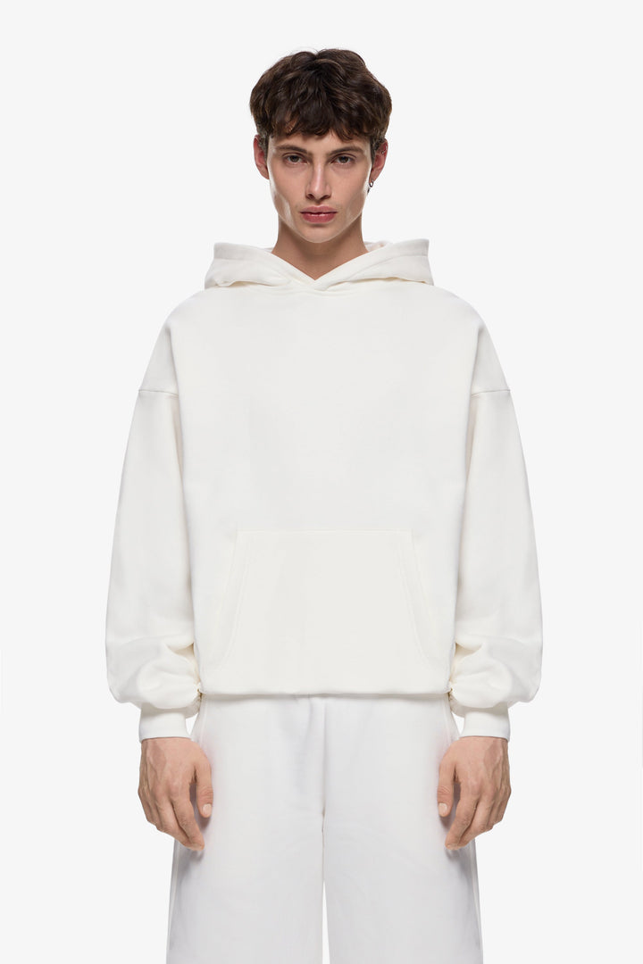 Premium Minimalistischer Hoodie in Off-White